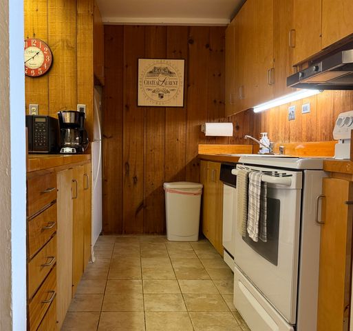 1275 Notchbrook Rd Apt 20AB, Stowe, VT 05672