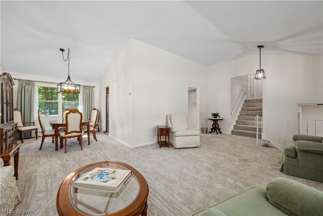 5364 Hampton Drive, North Olmsted, OH 44070