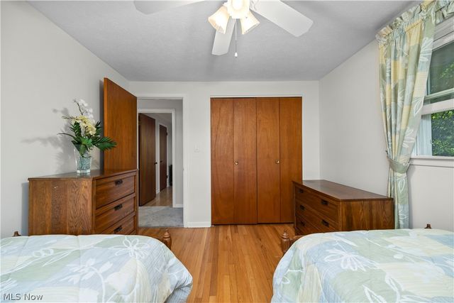5364 Hampton Drive, North Olmsted, OH 44070