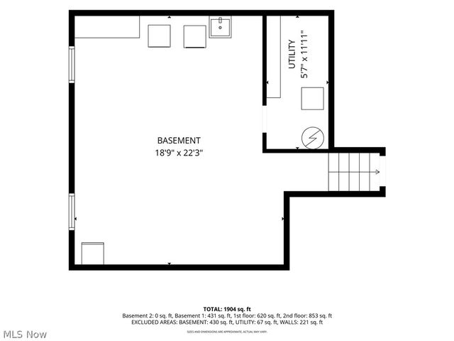 5364 Hampton Drive, North Olmsted, OH 44070