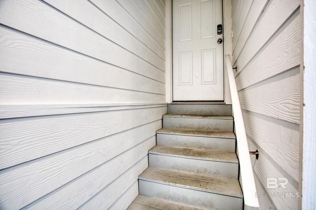 551 E Beach Boulevard 1, Gulf Shores, AL 36542