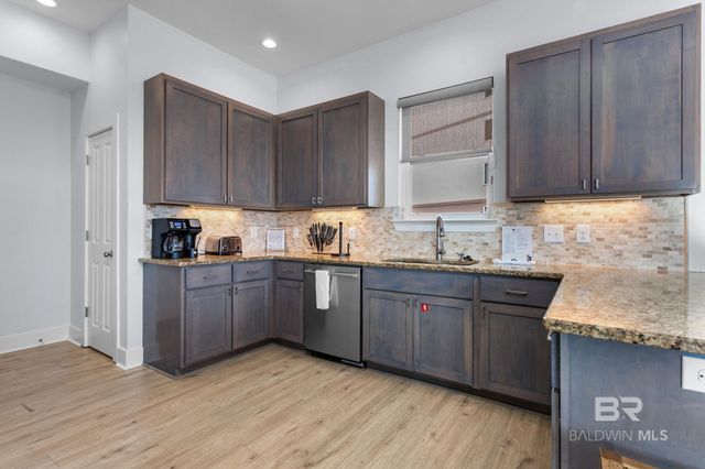 551 E Beach Boulevard 1, Gulf Shores, AL 36542