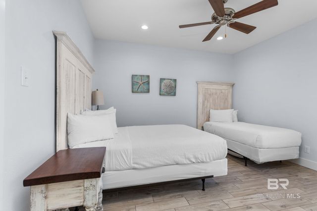 551 E Beach Boulevard 1, Gulf Shores, AL 36542