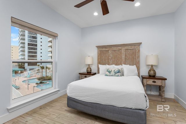 551 E Beach Boulevard 1, Gulf Shores, AL 36542