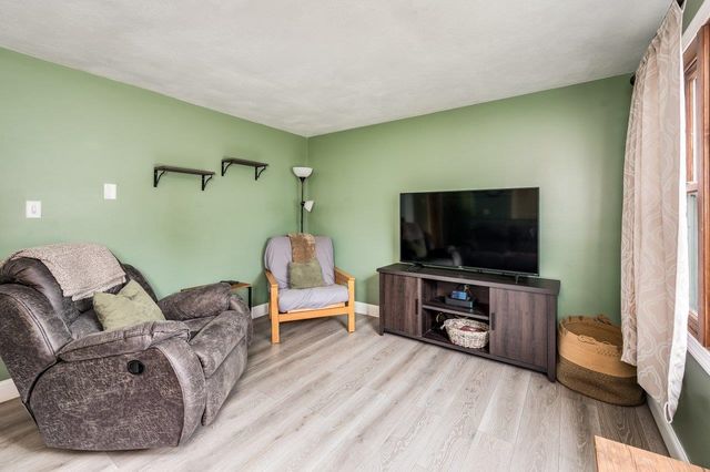 47 Salmon Falls Road, Rochester, NH 03868