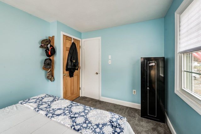 47 Salmon Falls Road, Rochester, NH 03868