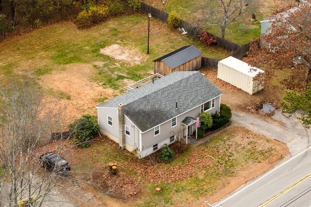 47 Salmon Falls Road, Rochester, NH 03868