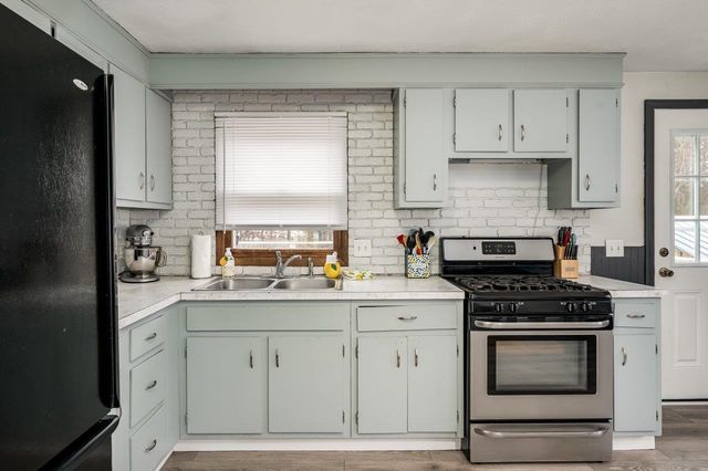 47 Salmon Falls Road, Rochester, NH 03868