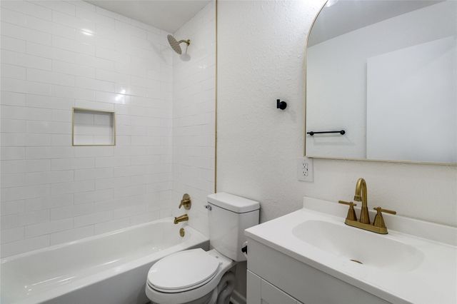 2314 Bluffton Drive, Dallas, TX 75228