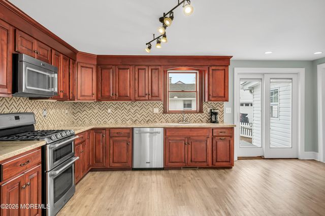 904 Arnold Avenue, Point Pleasant, NJ 08742