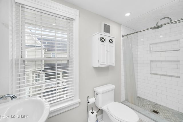 904 Arnold Avenue, Point Pleasant, NJ 08742