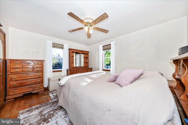 3 E CHESTNUT ST, Funkstown, MD 21734