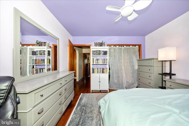 3 E CHESTNUT ST, Funkstown, MD 21734