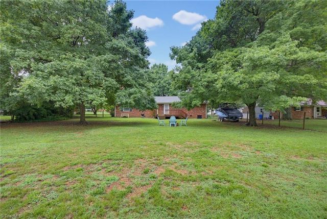6954 Gra Lan Drive, Thomasville, NC 27360