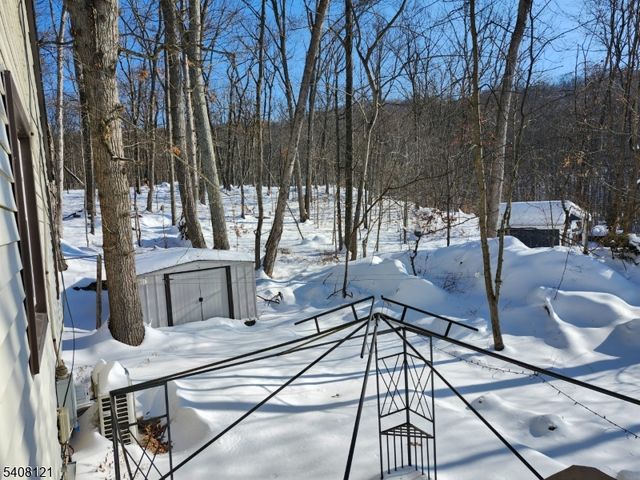 18 Mountainside Dr, Vernon Twp., NJ 07461