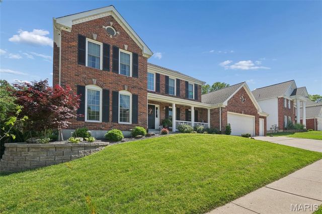 5725 Biddeford Drive, St Louis, MO 63128