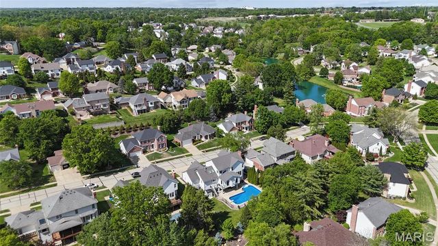 5725 Biddeford Drive, St Louis, MO 63128