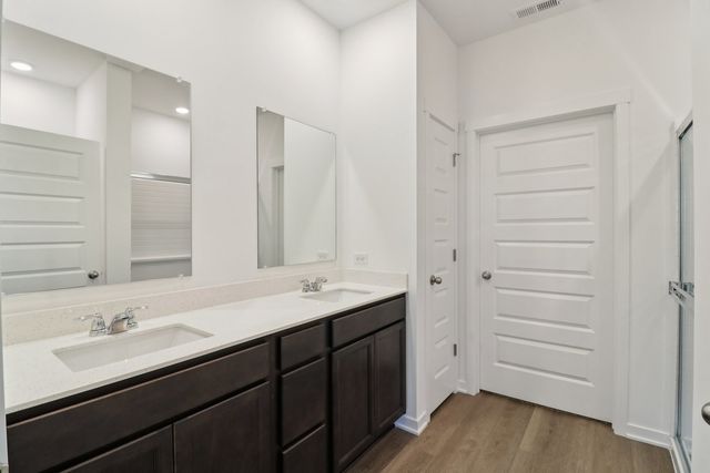 1120 Bluebell Lane, Bartlett, IL 60103