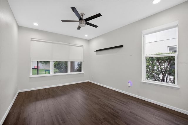 8016 MARBELLA CREEK AVENUE, Tampa, FL 33625
