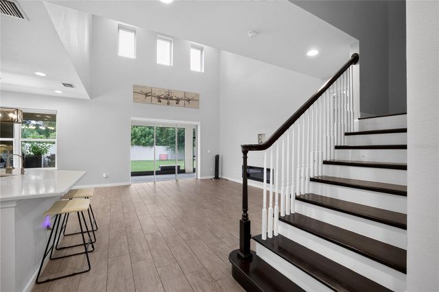 8016 MARBELLA CREEK AVENUE, Tampa, FL 33625