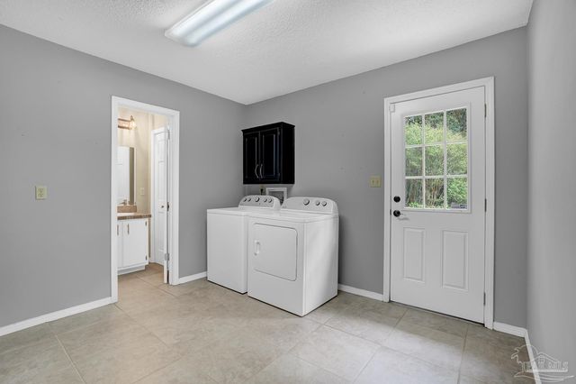 5036 Hamilton Ln, Pace, FL 32571