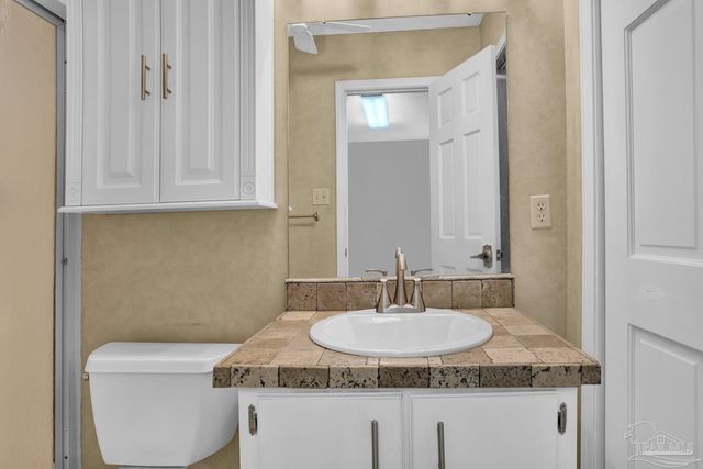 5036 Hamilton Ln, Pace, FL 32571