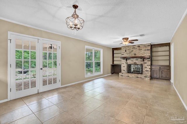 5036 Hamilton Ln, Pace, FL 32571