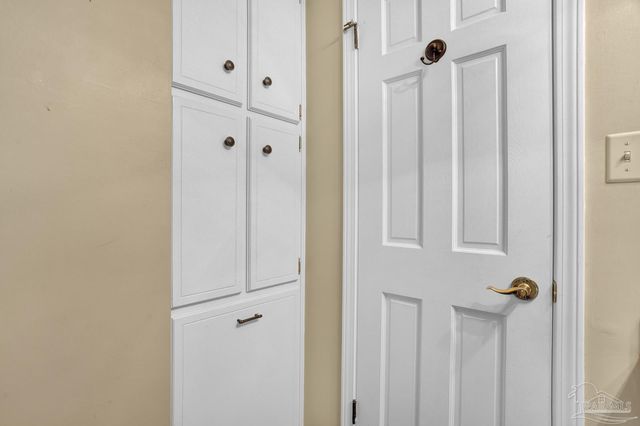 5036 Hamilton Ln, Pace, FL 32571