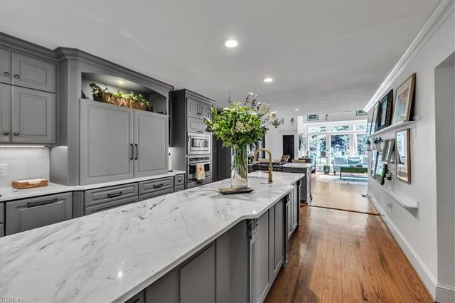 13370 Col Hogan LN, Carrollton, VA 23314