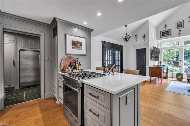 13370 Col Hogan LN, Carrollton, VA 23314