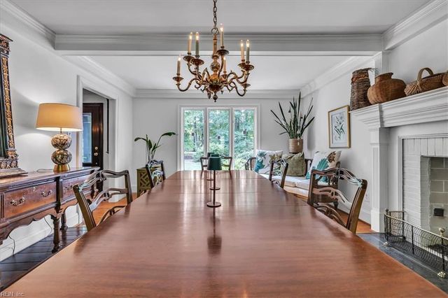 13370 Col Hogan LN, Carrollton, VA 23314