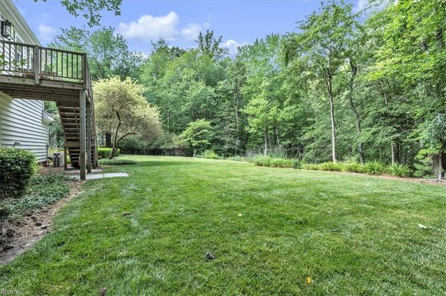 13370 Col Hogan LN, Carrollton, VA 23314