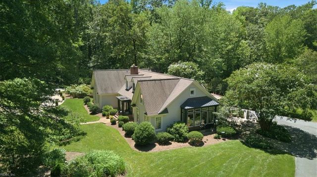 13370 Col Hogan LN, Carrollton, VA 23314
