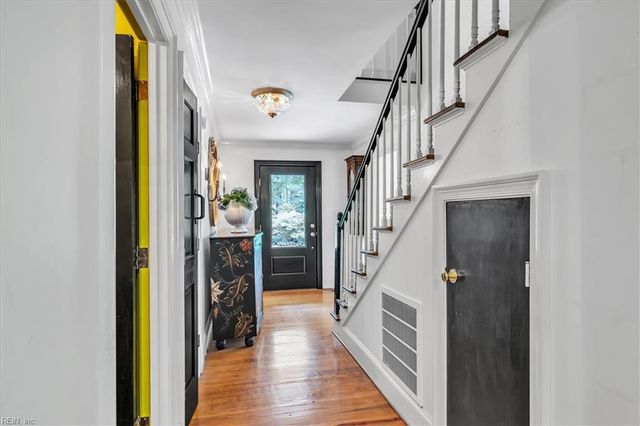 13370 Col Hogan LN, Carrollton, VA 23314