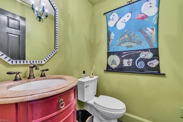 13370 Col Hogan LN, Carrollton, VA 23314