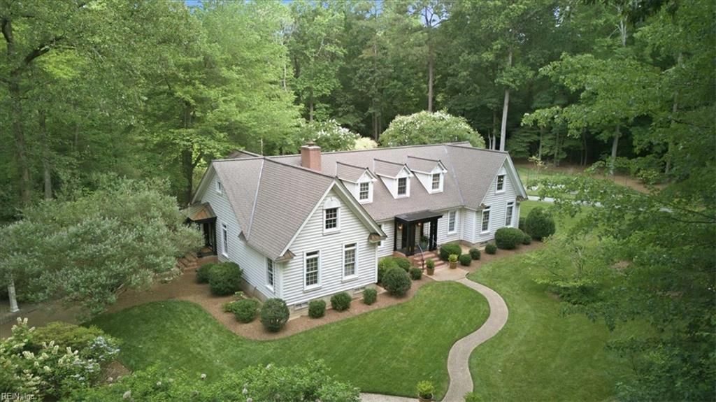 13370 Col Hogan LN, Carrollton, VA 23314