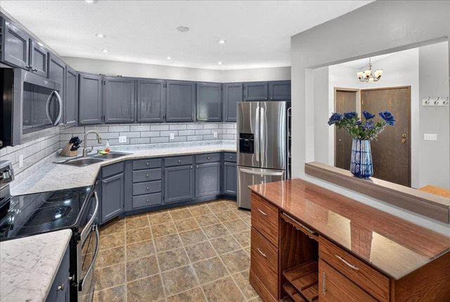4171 3rd Street NE 201, Columbia Heights, MN 55421