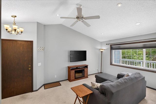4171 3rd Street NE 201, Columbia Heights, MN 55421