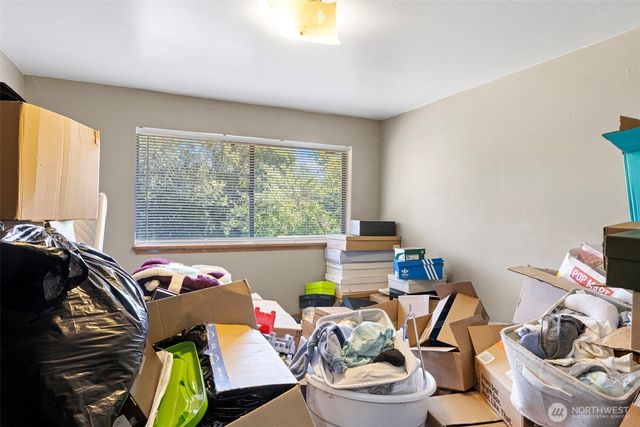 216 S 173rd Place, Burien, WA 98148