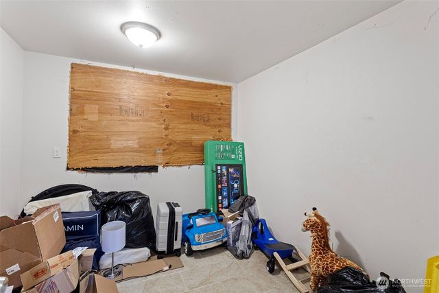 216 S 173rd Place, Burien, WA 98148