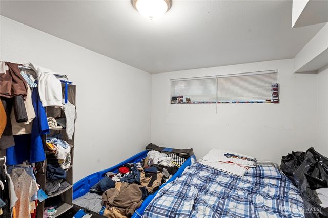 216 S 173rd Place, Burien, WA 98148