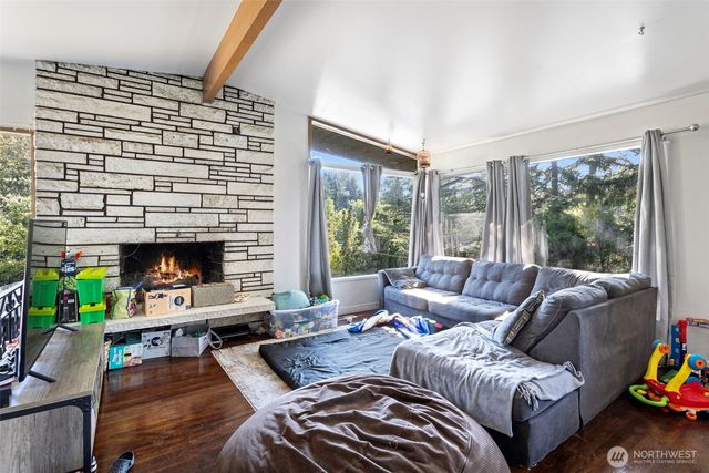 216 S 173rd Place, Burien, WA 98148