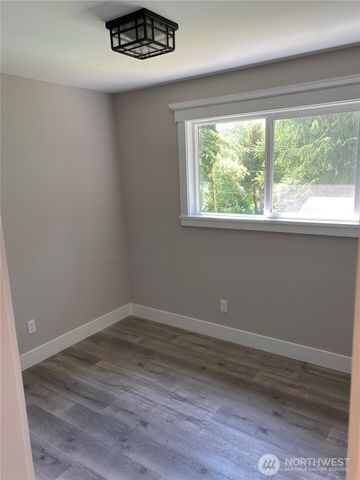 216 S 173rd Place, Burien, WA 98148