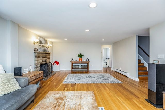52 Albemarle Ave. 52, Lexington, MA 02420