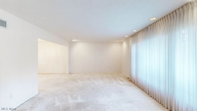 25451 Hilltop Drive, Beachwood, OH 44122