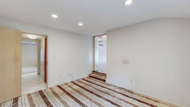 25451 Hilltop Drive, Beachwood, OH 44122
