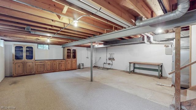 25451 Hilltop Drive, Beachwood, OH 44122