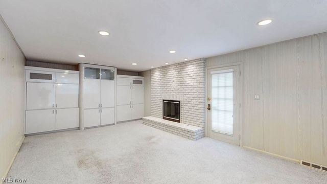 25451 Hilltop Drive, Beachwood, OH 44122
