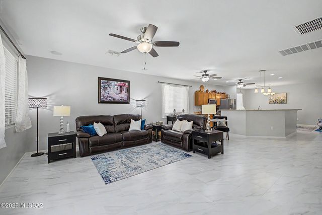 13898 N Swift Spear Drive, Marana, AZ 85658
