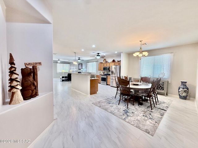 13898 N Swift Spear Drive, Marana, AZ 85658